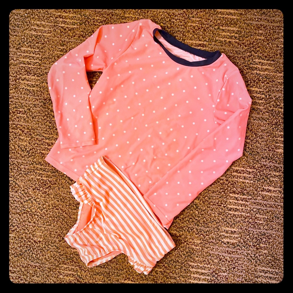 GAP 2-piece swimsuit and rashguard